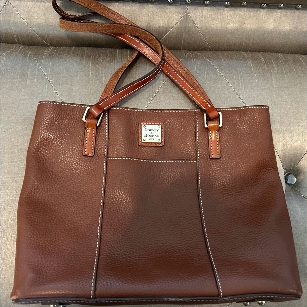 Dooney & Bourke Authentic leather brown purse